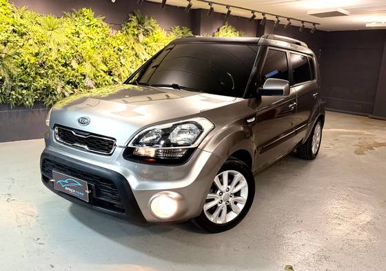 KIA SOUL 1.6 U.173 16V FLEX 4P AUTOMÁTICO KIA SOUL 1.6 U.173 16V FLEX 4P AUTOMÁTICO